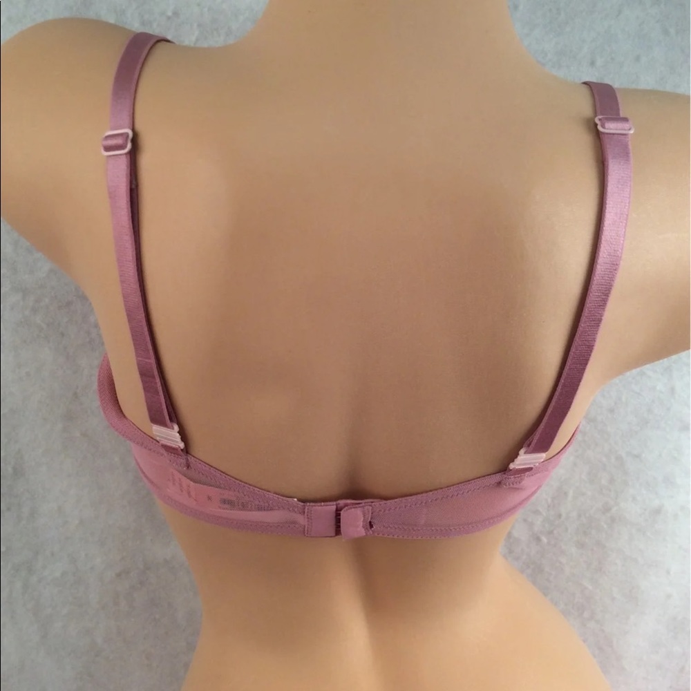 Victoria’s Secret Bra - Picture 2 of 6